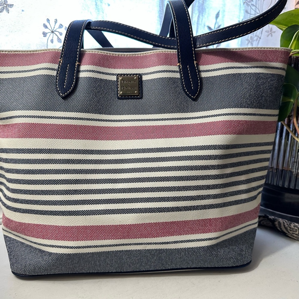 Striped Navy and Pink Dooney & Bourke Leather Tote Bag with Zip Closure